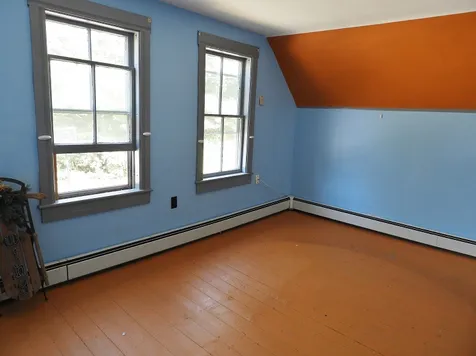 14 Summer Street Hillsborough NH 03244
