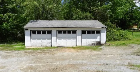 14 Summer Street Hillsborough NH 03244