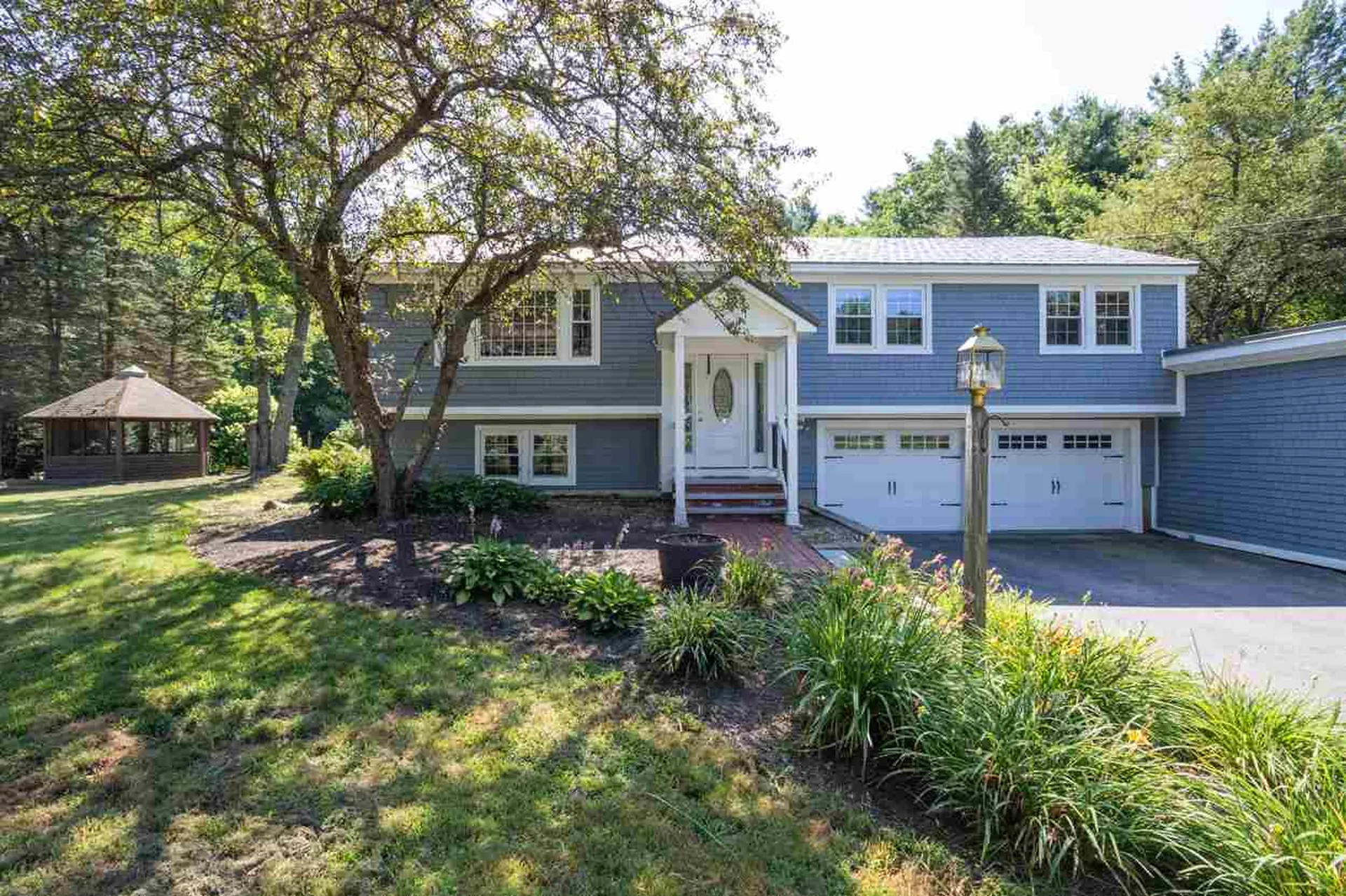 405 E Meadow Lane Pembroke NH 03275