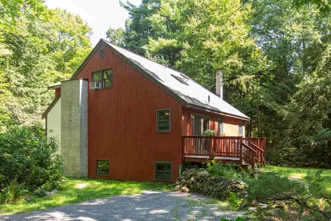 25 Walnut Hill Road Derry NH 03038