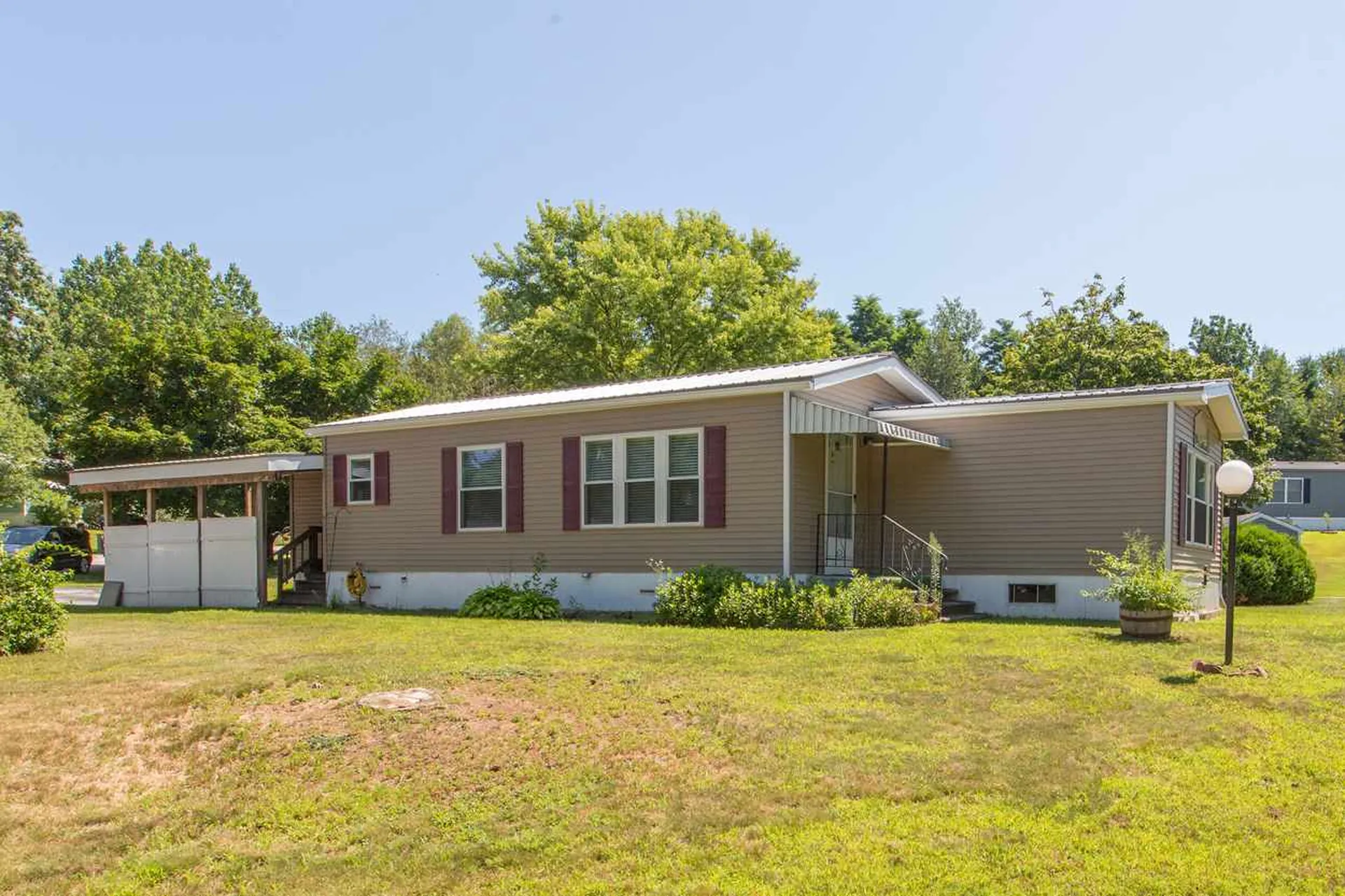 77 Zachary Drive Hooksett NH 03106