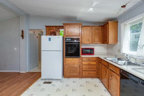 77 Zachary Drive Hooksett NH 03106