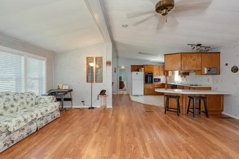 77 Zachary Drive Hooksett NH 03106