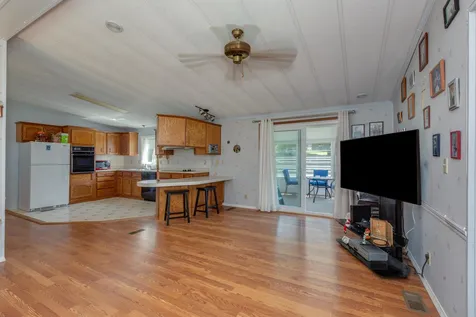 77 Zachary Drive Hooksett NH 03106
