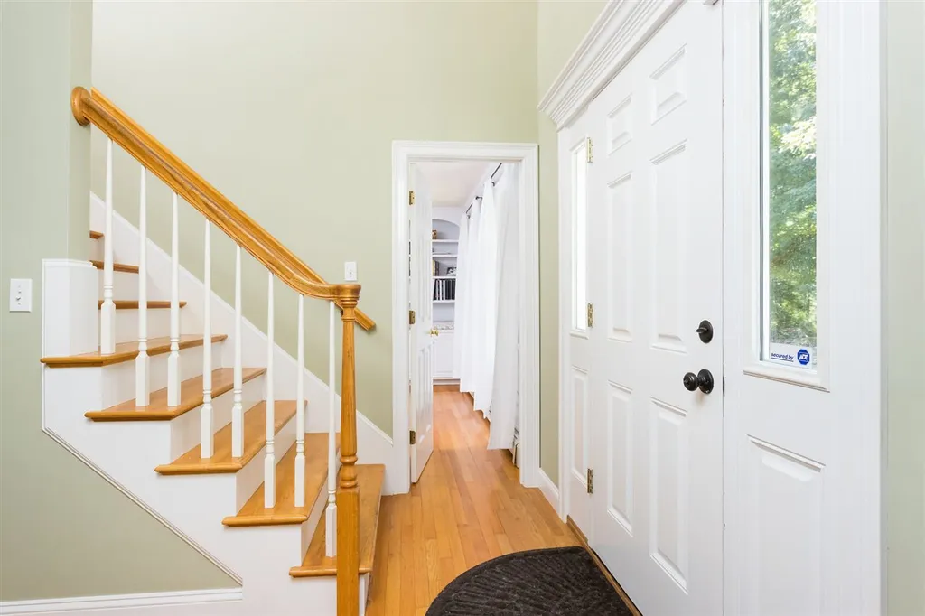 8 Quamphegan Road South Berwick ME 03908