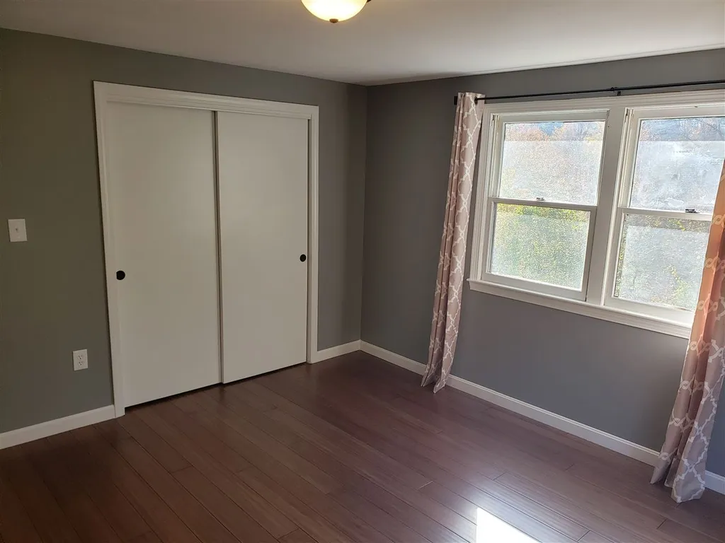 160 Greeley Street Hudson NH 03051