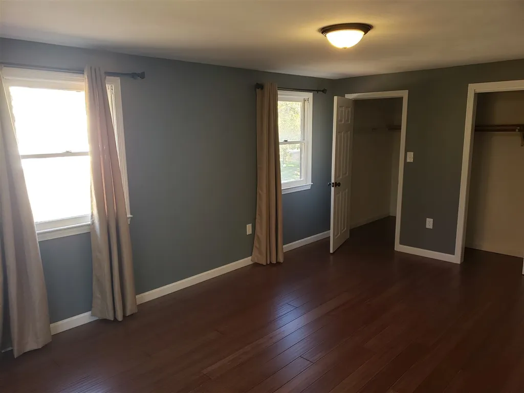 160 Greeley Street Hudson NH 03051
