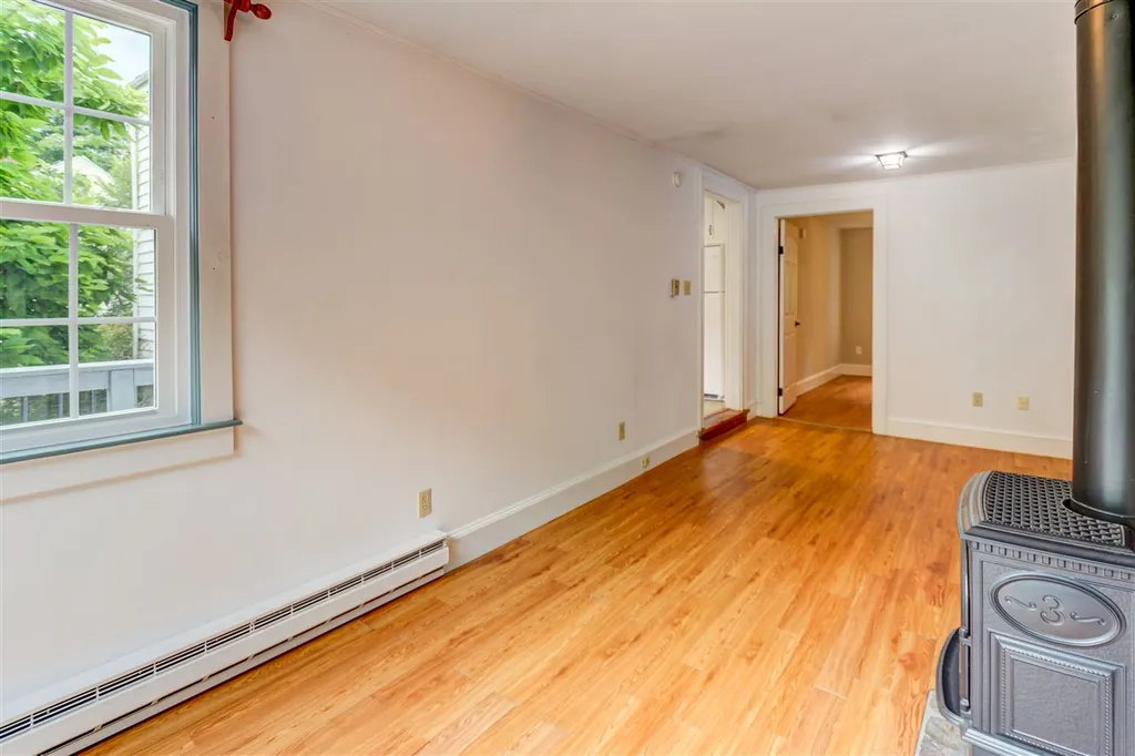 30 Bagdad Road Durham NH 03824