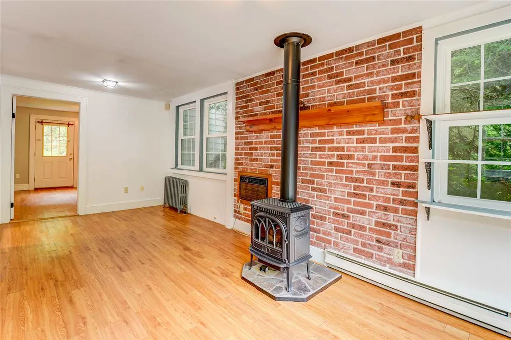 30 Bagdad Road Durham NH 03824