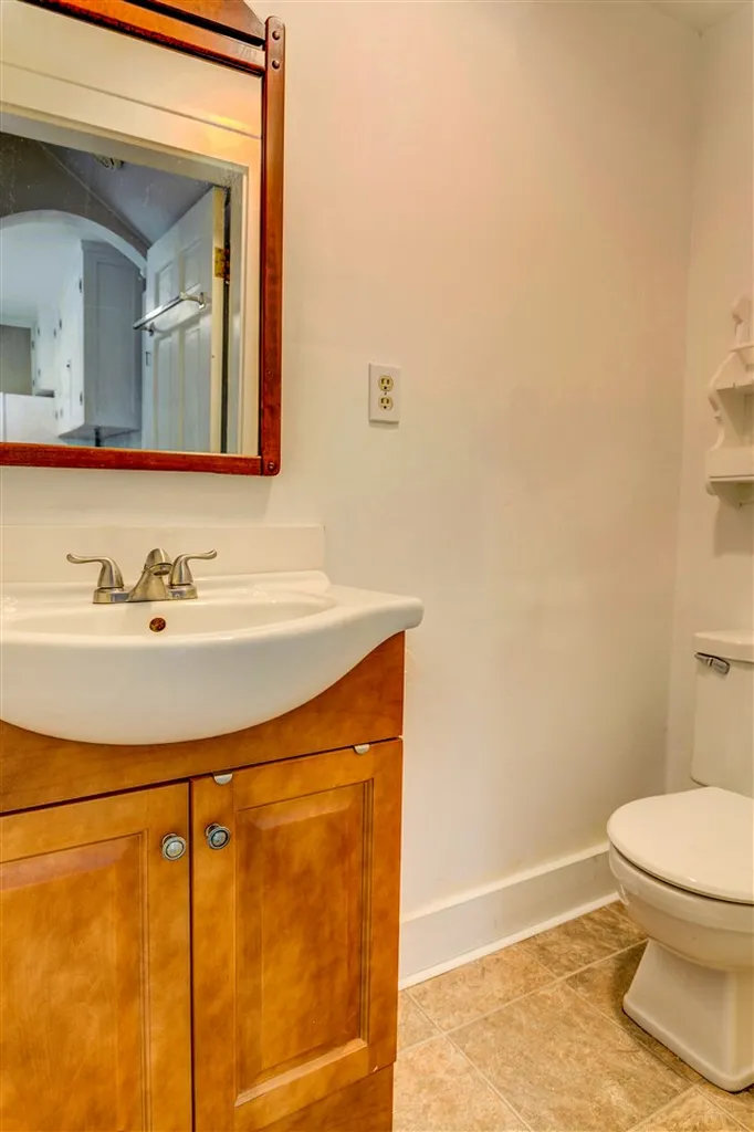 30 Bagdad Road Durham NH 03824