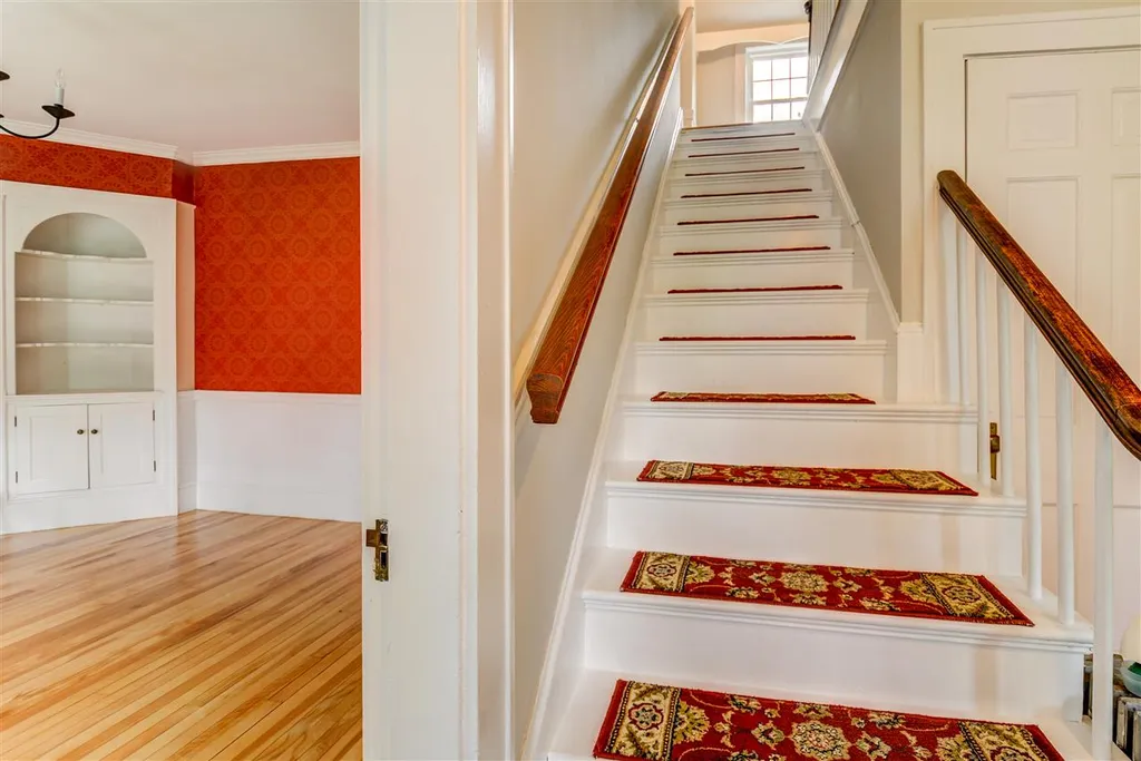 30 Bagdad Road Durham NH 03824