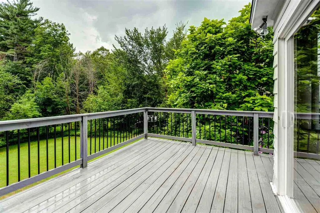 30 Bagdad Road Durham NH 03824