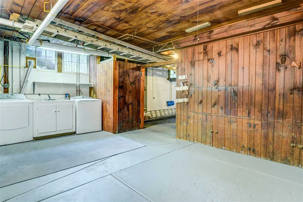 30 Bagdad Road Durham NH 03824