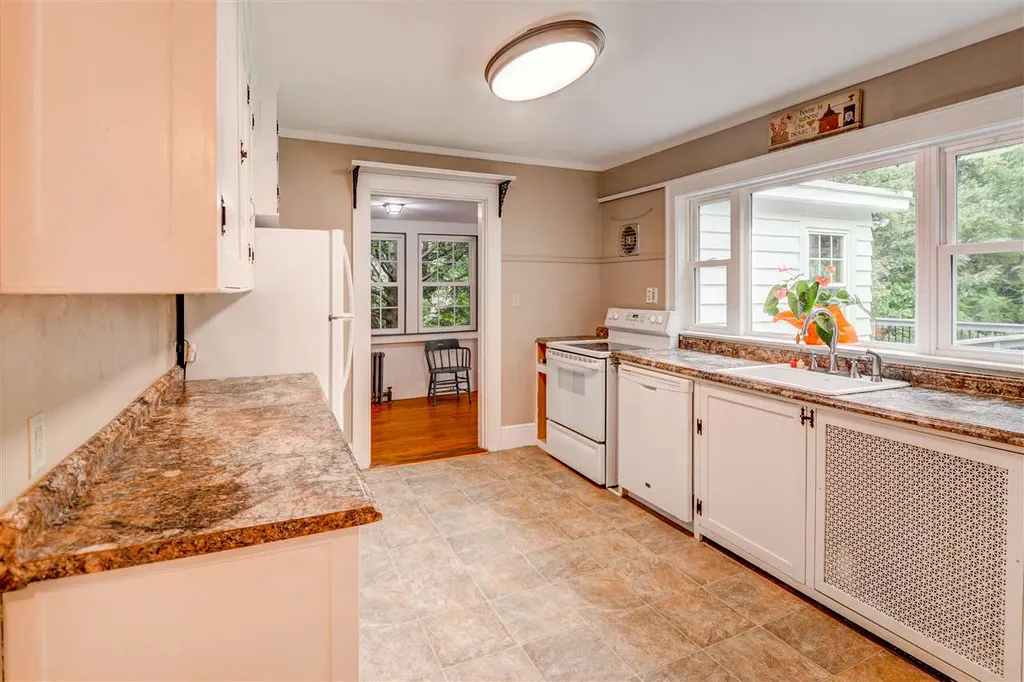 30 Bagdad Road Durham NH 03824