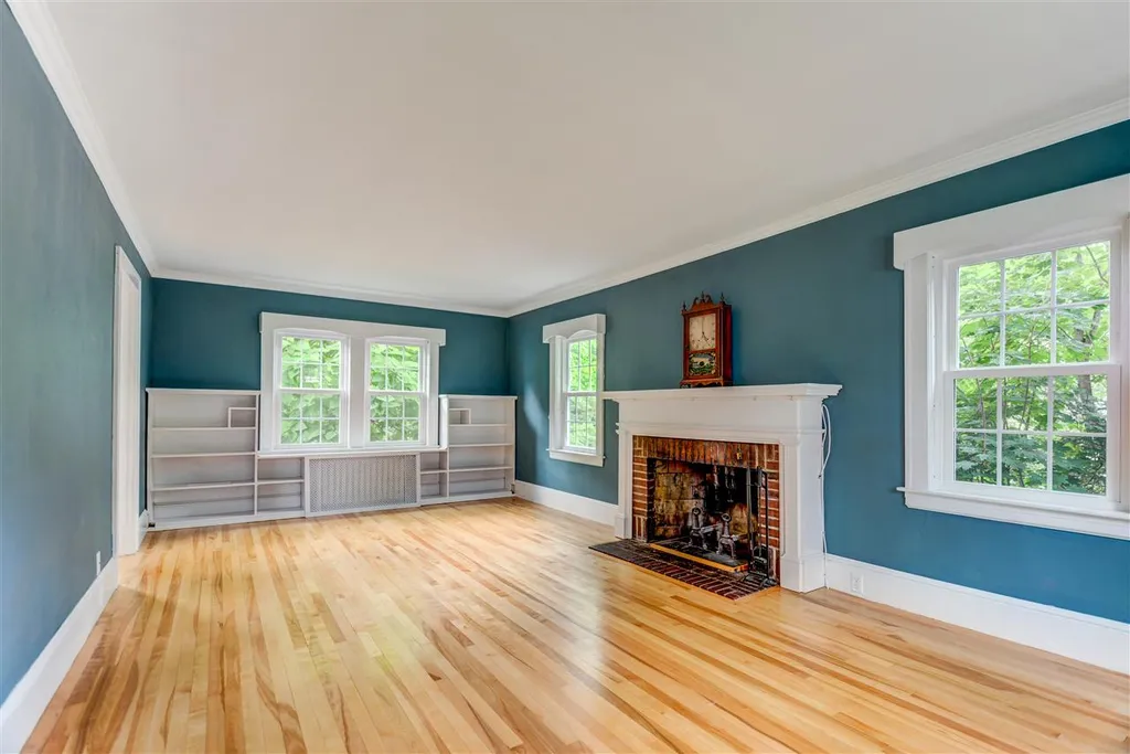30 Bagdad Road Durham NH 03824