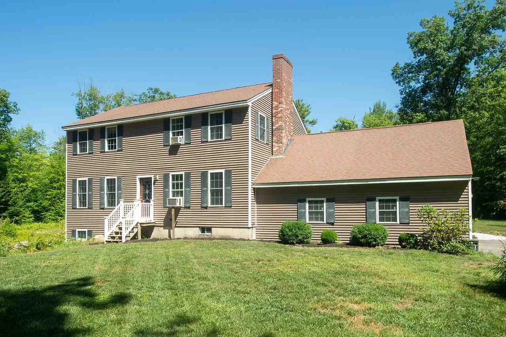 524 Farmington Road Milton NH 03851