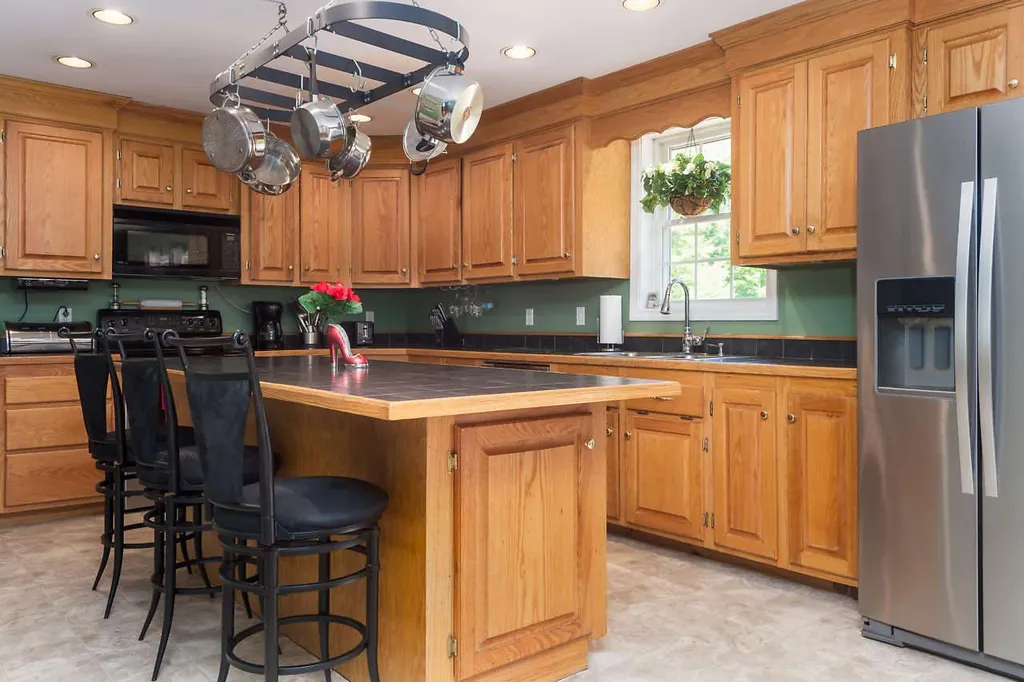 524 Farmington Road Milton NH 03851