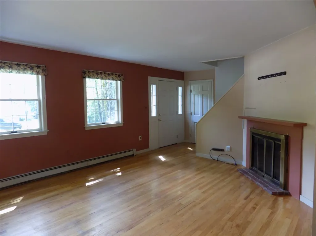 8 Chadbourne Avenue Conway NH 03818