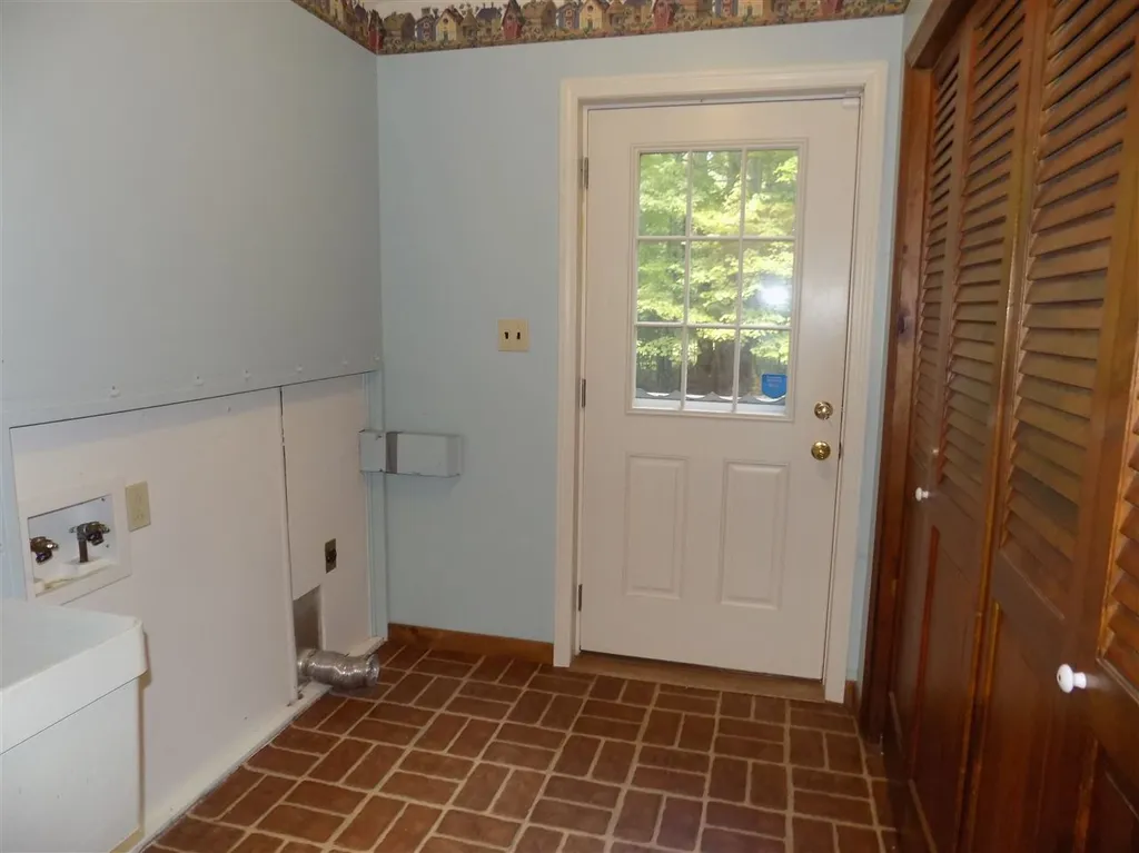 8 Chadbourne Avenue Conway NH 03818