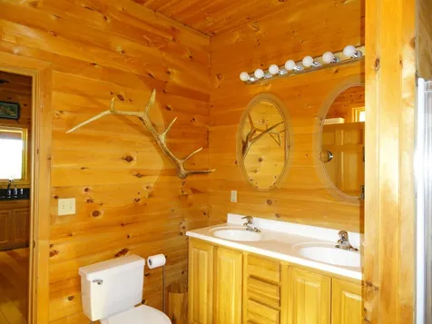 26 Upper Meehan Road Bristol VT 05443
