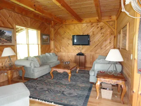 26 Upper Meehan Road Bristol VT 05443