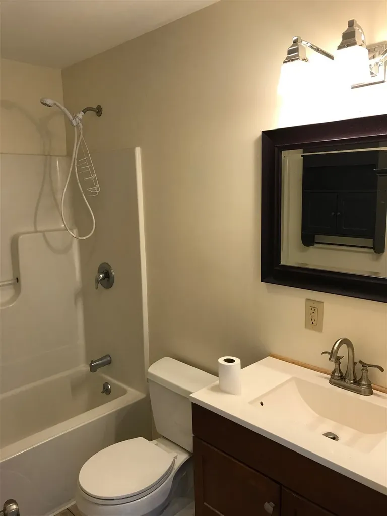 9 Wetmore Street Keene NH 03431