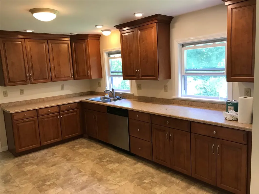 9 Wetmore Street Keene NH 03431