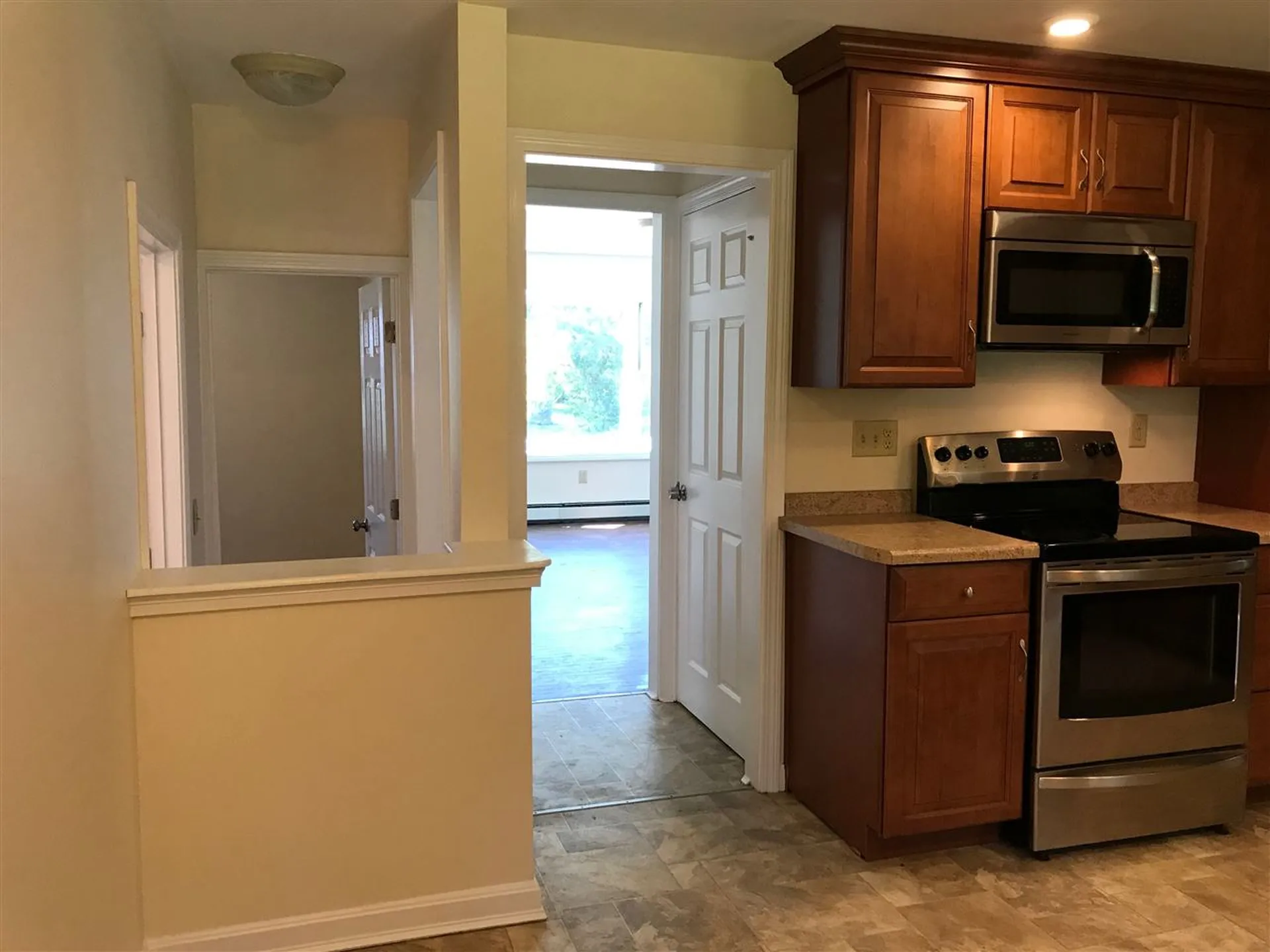 9 Wetmore Street Keene NH 03431
