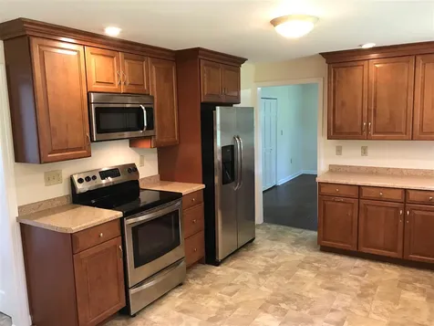 9 Wetmore Street Keene NH 03431