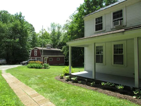 93 Razor Hill Road Grafton NH 03240