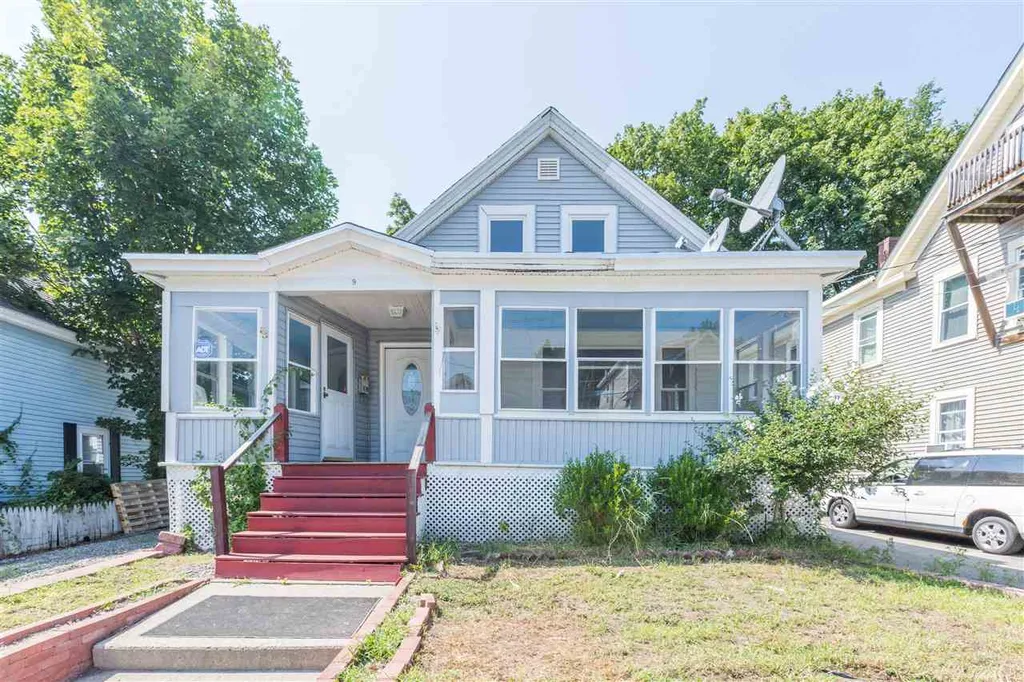 9 Lafayette Street Rochester NH 03867