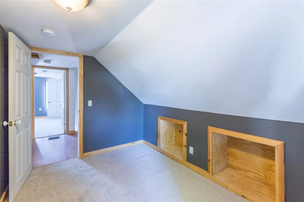 9 Lafayette Street Rochester NH 03867