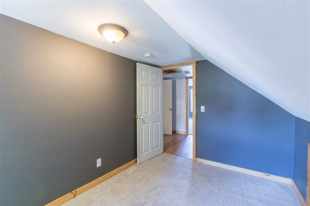 9 Lafayette Street Rochester NH 03867