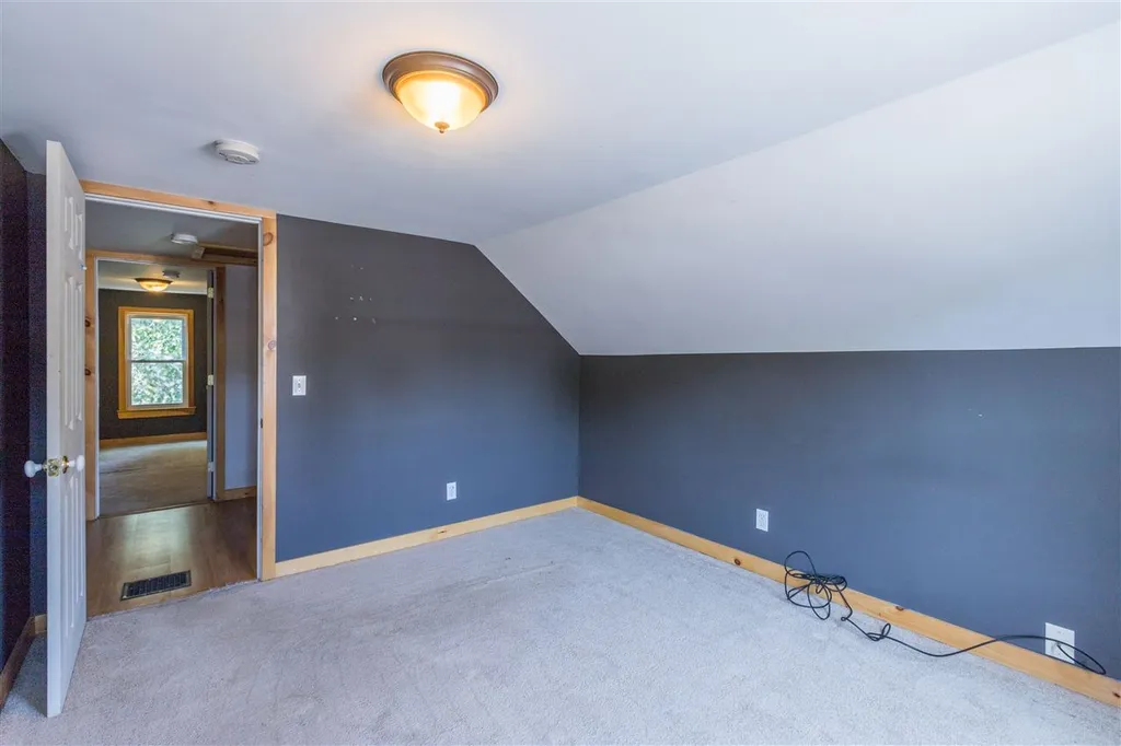 9 Lafayette Street Rochester NH 03867