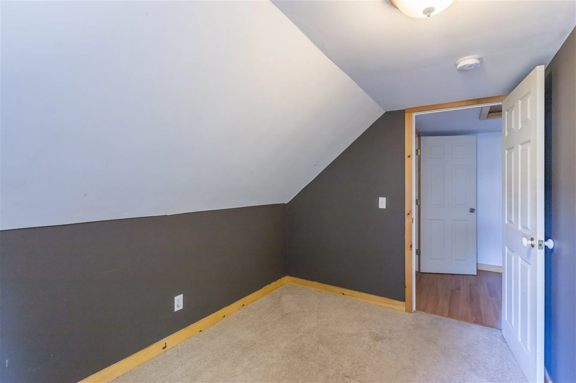 9 Lafayette Street Rochester NH 03867