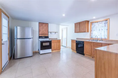 9 Lafayette Street Rochester NH 03867