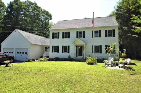40 Saint Matthews Drive Barrington NH 03825