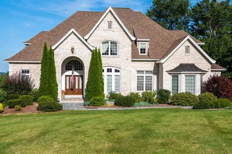 16 Burgundy Terrace Bedford NH 03110