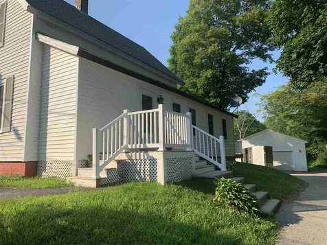14 Mooney Street Farmington NH 03835