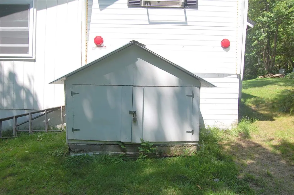 38 Beech Street Warren VT 05674