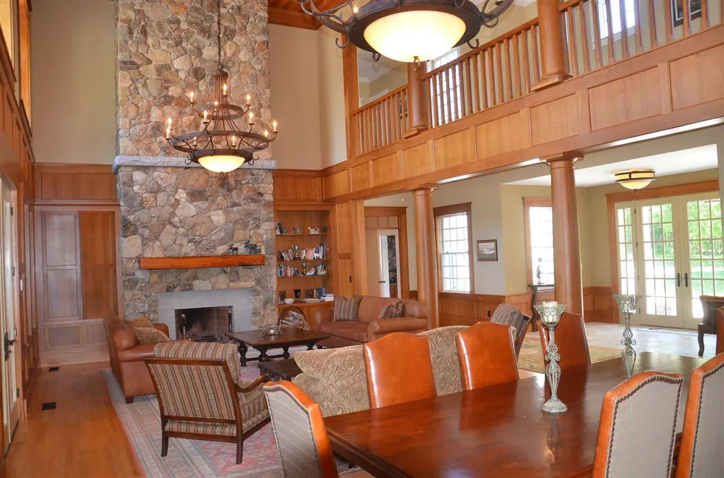 58 Bos'n Way Moultonborough NH 03254