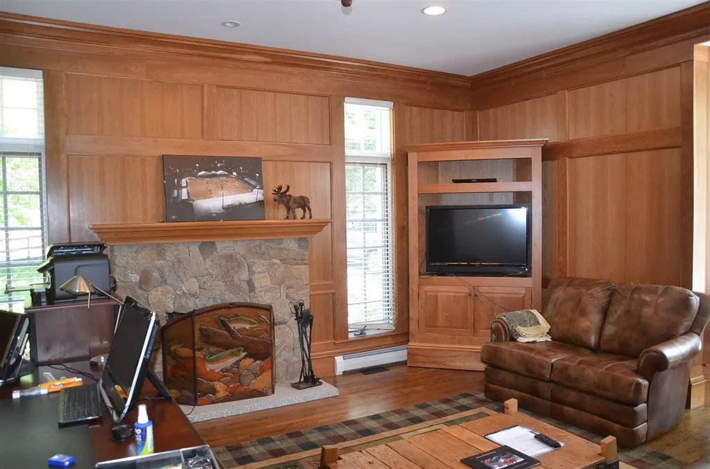 58 Bos'n Way Moultonborough NH 03254