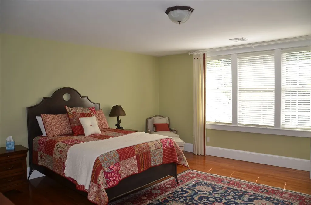 58 Bos'n Way Moultonborough NH 03254