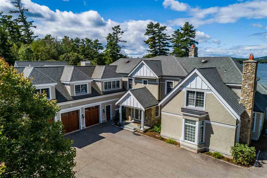 58 Bos'n Way Moultonborough NH 03254