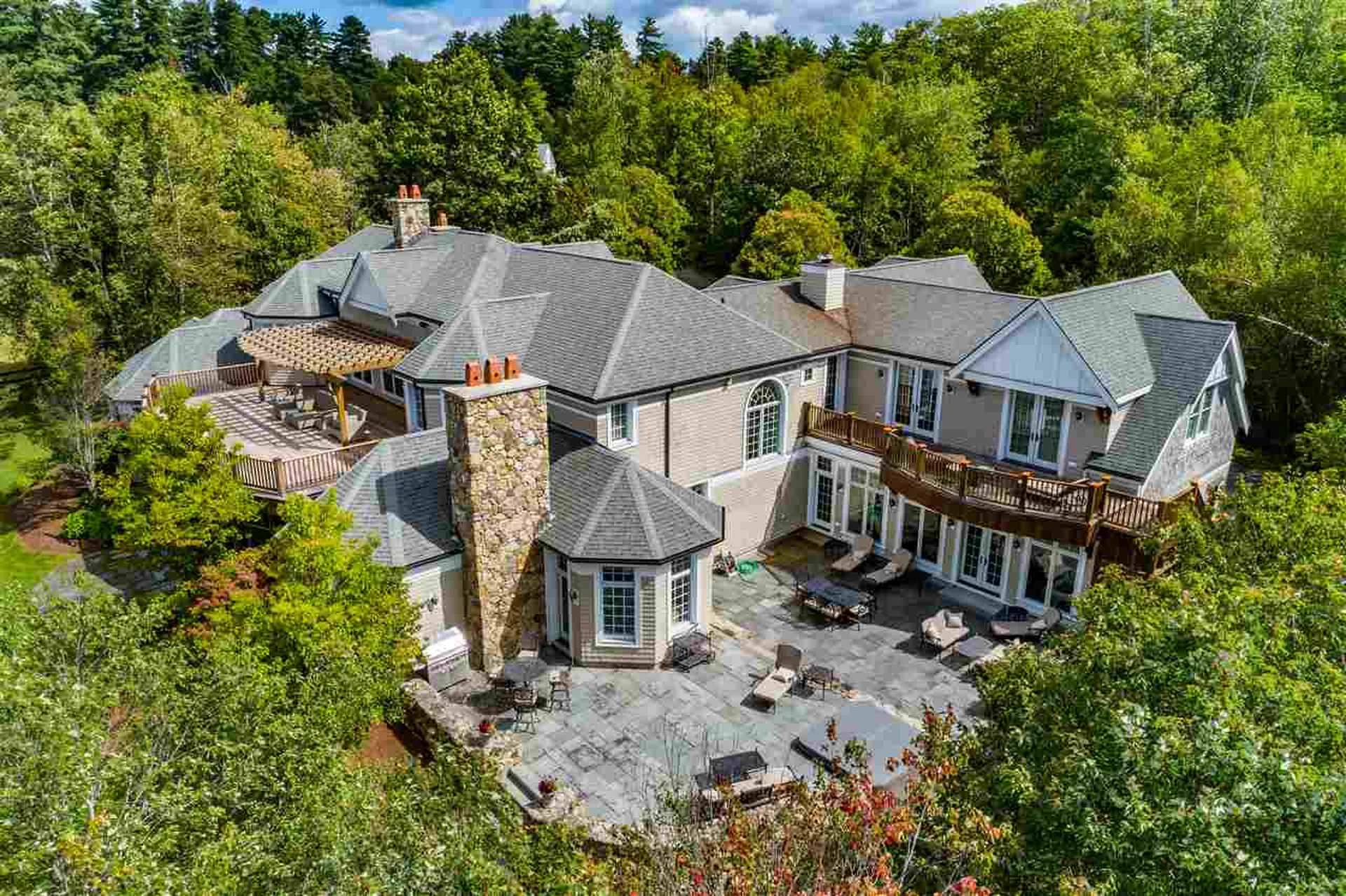 58 Bos'n Way Moultonborough NH 03254