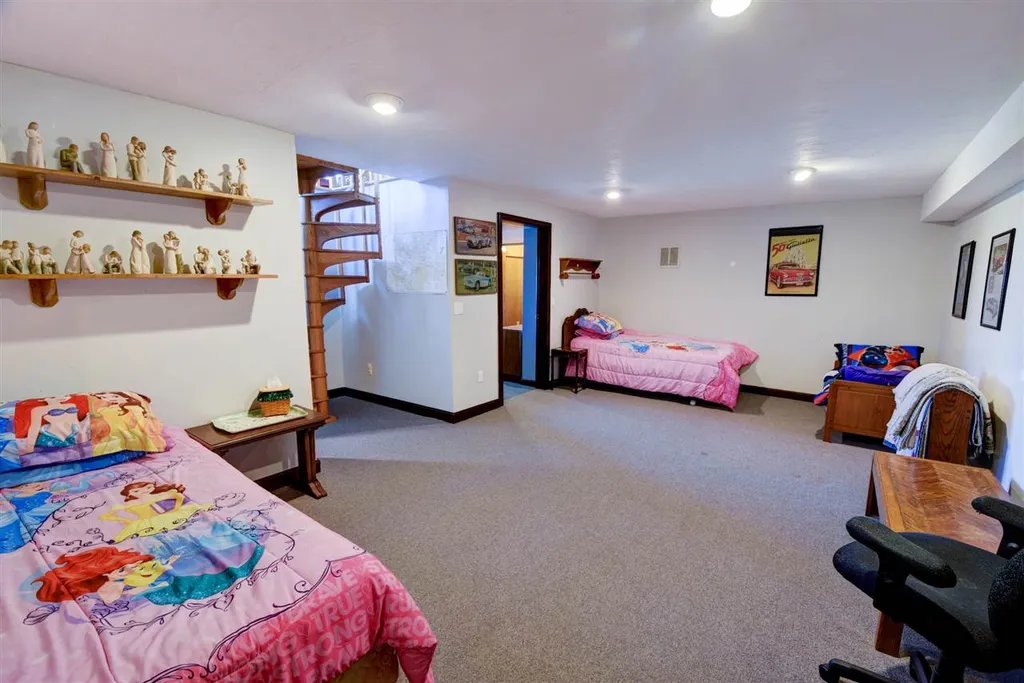 105 Juniper Ridge Road Gilford NH 03249