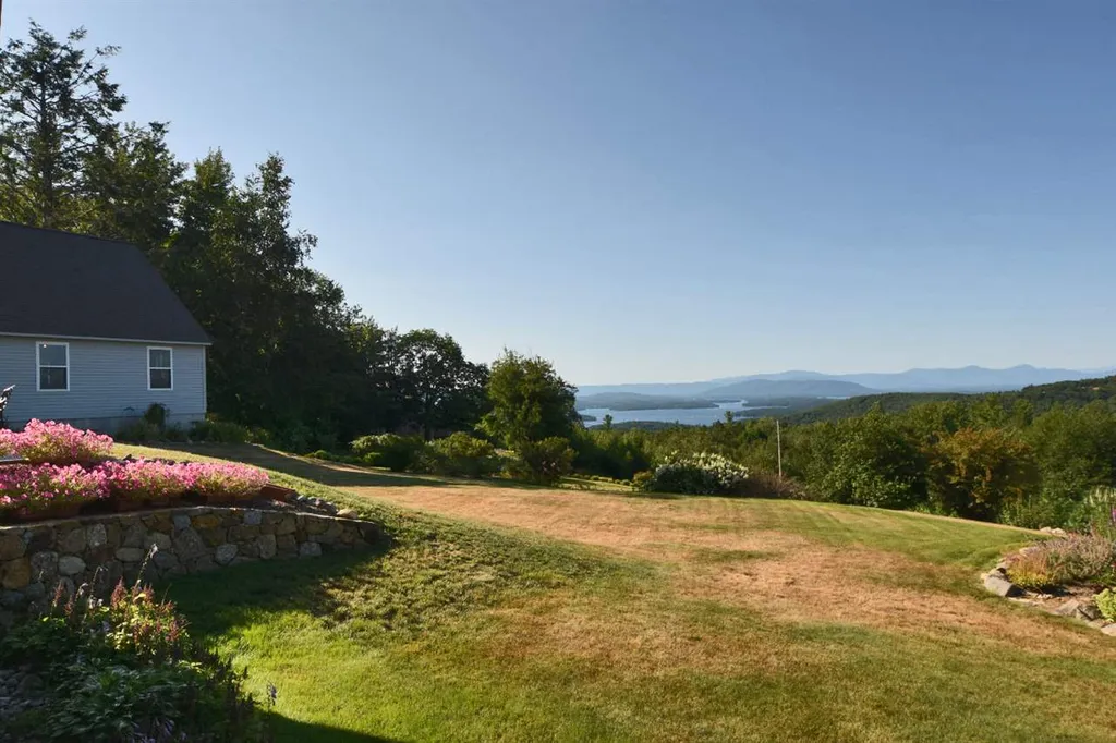 105 Juniper Ridge Road Gilford NH 03249