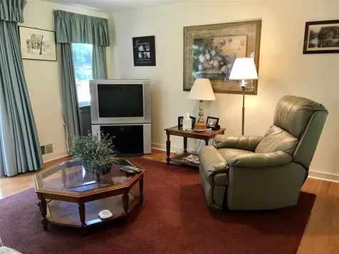 36 River Road Hanover NH 03755