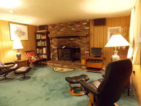 1736 Stinson Lake Road Rumney NH 03266