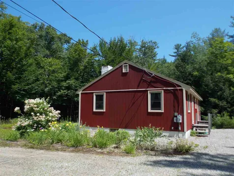 1736 Stinson Lake Road Rumney NH 03266